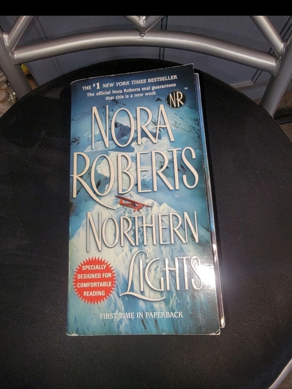 Nora Roberts "Northern Lights" Paperback - Blue Cover